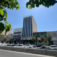 مغازه-بر-خیابان-فاضلی
