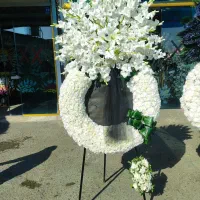 تاج گل دسته گل باکس گل مناسب همه مراسم ختمی جشنی