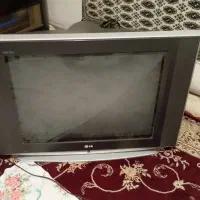 دو عدد تلویزیون  کار کرده ولی سالم