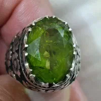 زبرجد آفریقای اصل|جواهرات|قم, ولیعصر|دیوار