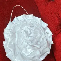 کیف کادو و شاباش و هدایای عروس