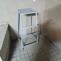 چهار پایه آهنی