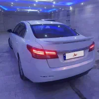 تاکسی فرودگاه امام  رنو سفران۲۰۰۰