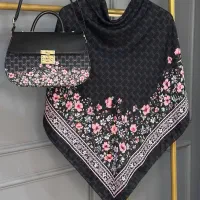 روسری نو نو تازه خریداری شده