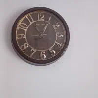 ساعت دیواری