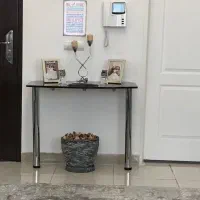 کنسول شیشه ای پایه استیل