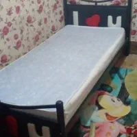 تخت خواب یک نفره