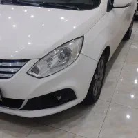 جک j4 مدل مدل ۱۴۰۳