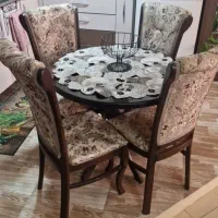 ۴ تا صندلی در حد نو