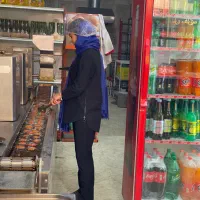 استخدام نیروی کار خانم و آقا در فلافل کیلویی