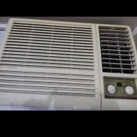 کولر گازی پنجره ای تمیز