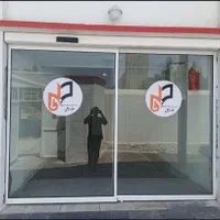 درب های اتوماتیک شیشه ایی،کرکره برقی،شیشه سکوریت|خدمات پیشه و مهارت|کرمانشاه, |دیوار