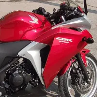 هوندا سی بی ار 250بسیار تمیز کم کار12000