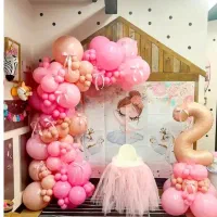 اجرای گل آرایی و بادکنک آرایی