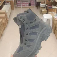 کفش کوهنوردی رافائل و دماوند