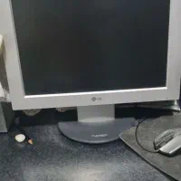 فروش وسایل کامپیوتر