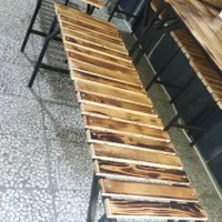 میز و صندلی