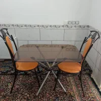 میز و صندلی