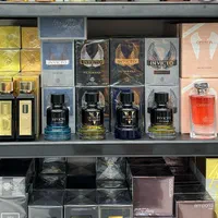 فروش عطر و ادکلن های شرکتی و اماراتی اصلی|آرایشی، بهداشتی، درمانی|شیراز, فخرآباد (دروازه کازرون)|دیوار