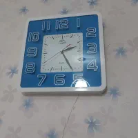 ساعت دیواری