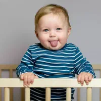 پرستار کودک شبانه روزی