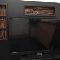 تلویزیون‌ و میز تلویزیون