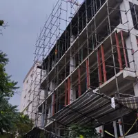 داربست فلزی محمود تمام نقاط (پیچ و رولپلاک سنگ)