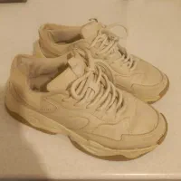 کتانی برشکا