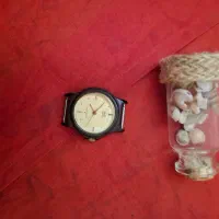 تعدادی ساعت مچی زنانه قدیمی جهت علاقمندان|ساعت|شیراز, باغ تخت|دیوار