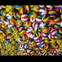 توپ والیبال فوتبال در رنگ و مدل‌های مختلف|ورزش‌های توپی|تهران, تهرانپارس شرقی|دیوار
