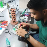 تعمیرات تخصصی انواع پخش و سیستم های صوتی