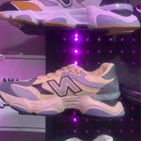 فروش عمده و تکی کفش ورزشی