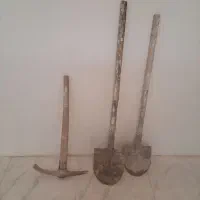 لوازم بنایی   تخته بشکه بیل و کلنگ|مصالح و تجهیزات ساختمان|مشهد, ایثار|دیوار