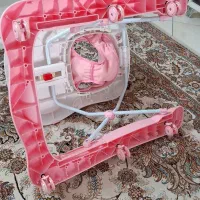 روروئک بی بی فورلایف|کالسکه و لوازم جانبی|ری, جوانمرد قصاب|دیوار