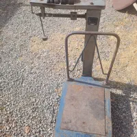 باسکول سنگی ۳۰۰ کیلویی