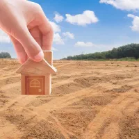 فروش زمین جمال اباد روبه روی حوزه علمیه