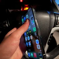 iPhone 13 pro|موبایل|لاهیجان, شیشه گران|دیوار