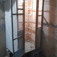 پرنده با قفس