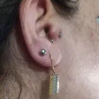 پیرسینگ و اکستنشن مژه