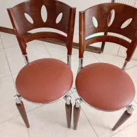 چهار عدد صندلی