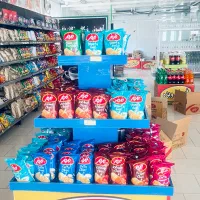 فروشنده خانم یا اقا