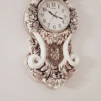 ساعت دیواری