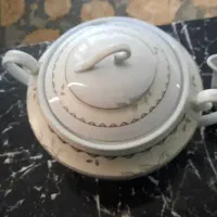 سوپ خوری با دوعدد سس خوردی فقط ۲۰۰