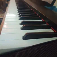 پیانو یاماها Piano Yamaha NP32