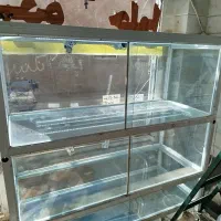 ویترین آلومینیومی