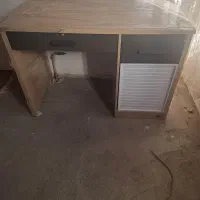 میز کامپیوتر  آپادانا