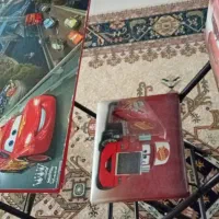 میز و صندلی تاشو طرح مکویین