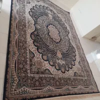 فرش دستباف زمرد مشهد طرح طاووس تراکم شانه ۱۰۰۰