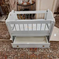 تخت گهواره دار با خوشخواب کودک