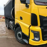 خدماتی کامیون ده چرخ